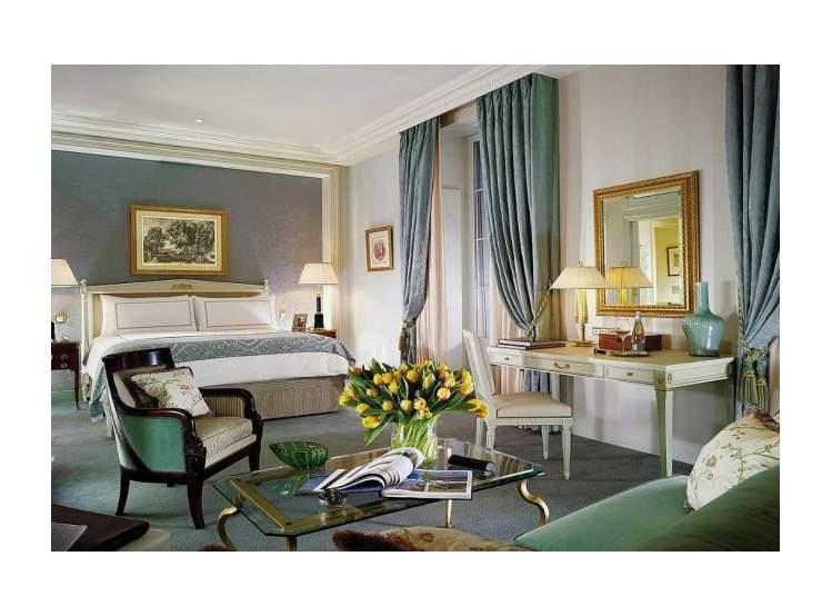 Four Seasons Hotel Des Bergues 5*