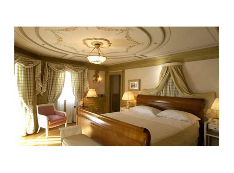 Cristallo Hotel Spa & Golf 5*