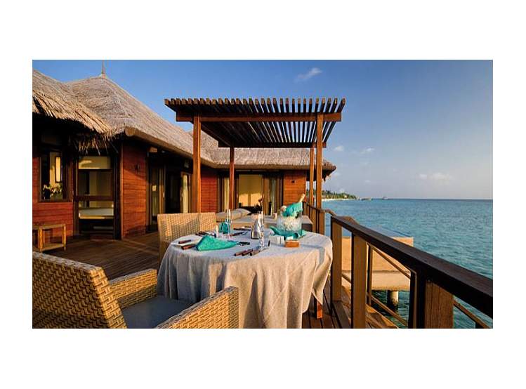 Coco Palm Bodu Hithi 5* luxe