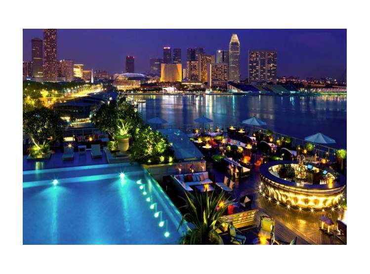 Fullerton Bay Hotel Singapore  5* 